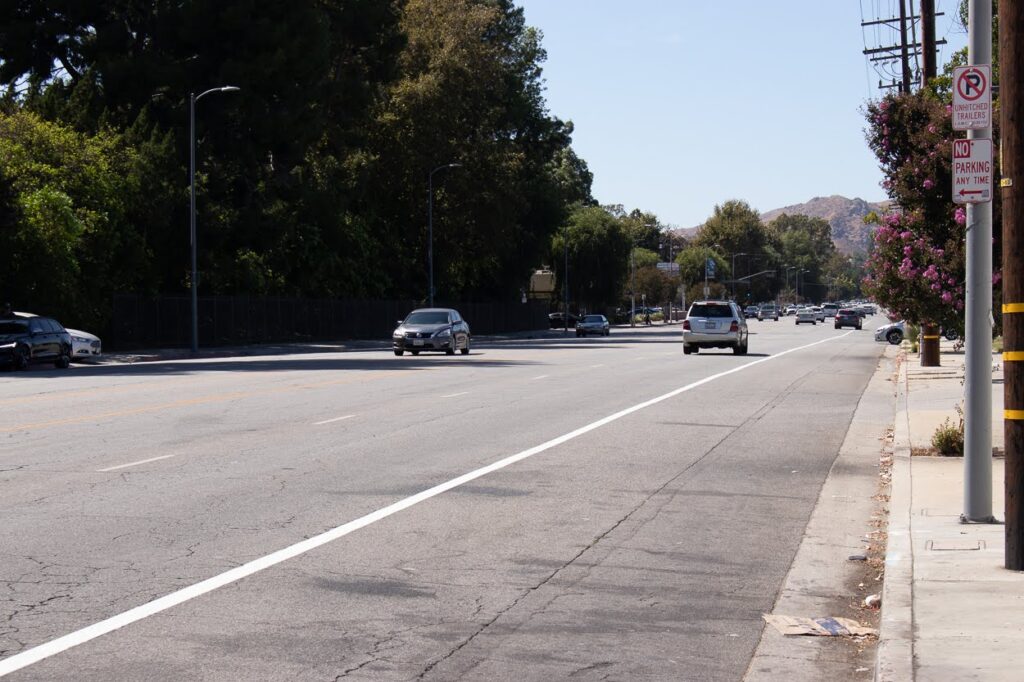Sacramento, CA - Pedestrian Dead in Crash at Arden Way & Heritage Ln
