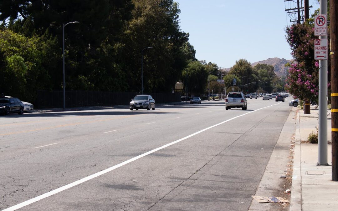 Sacramento, CA - Pedestrian Dead in Crash at Arden Way & Heritage Ln