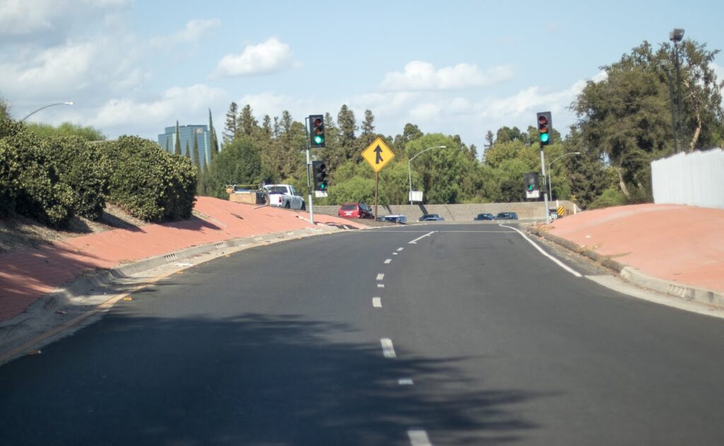 Stockton, CA - Truck Accident, Injuries on Hwy 4 & S Roberts Rd