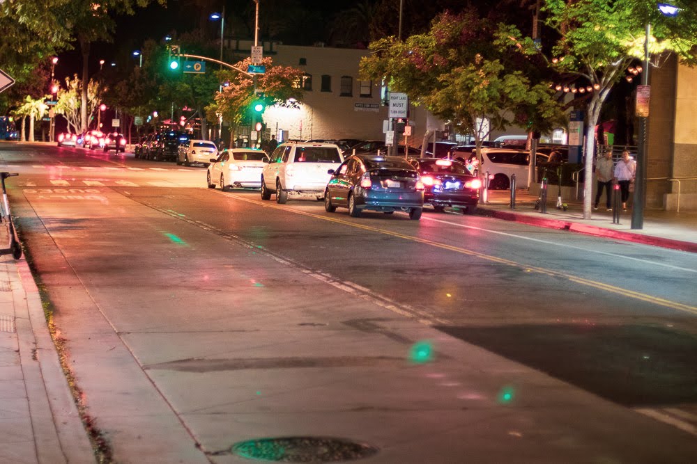 Modesto, CA - Man Dies in Hwy 99 Pedestrian Accident at W Main St