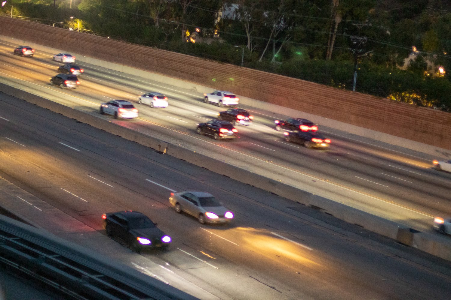 Manteca, CA - Auto Accident Causes Injuries on Hwy 120 at Hwy 99