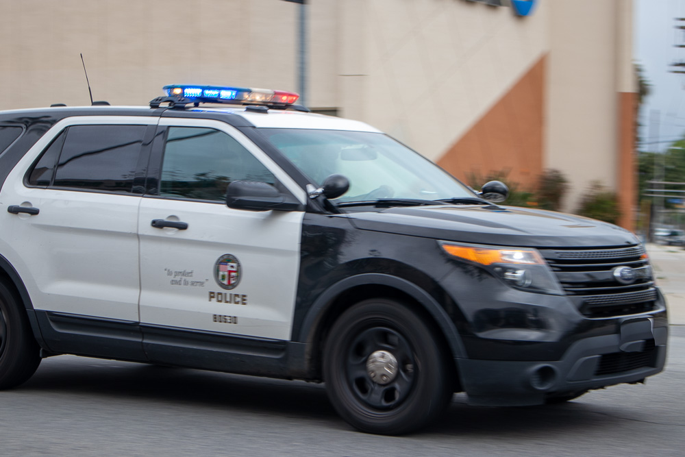 Modesto, CA – Man Hit & Killed in Pedestrian Crash on Yosemite Blvd at Santa Ana Ave