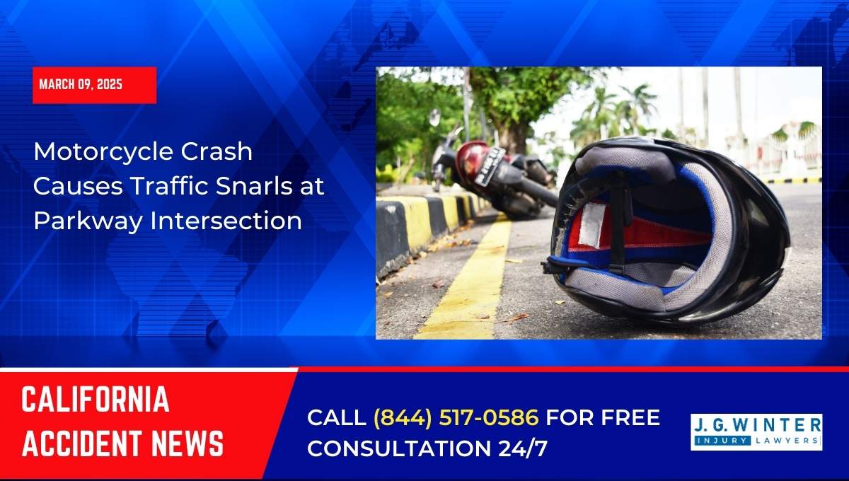 Motorcycle Crash Causes Traffic Snarls at Parkway Intersection