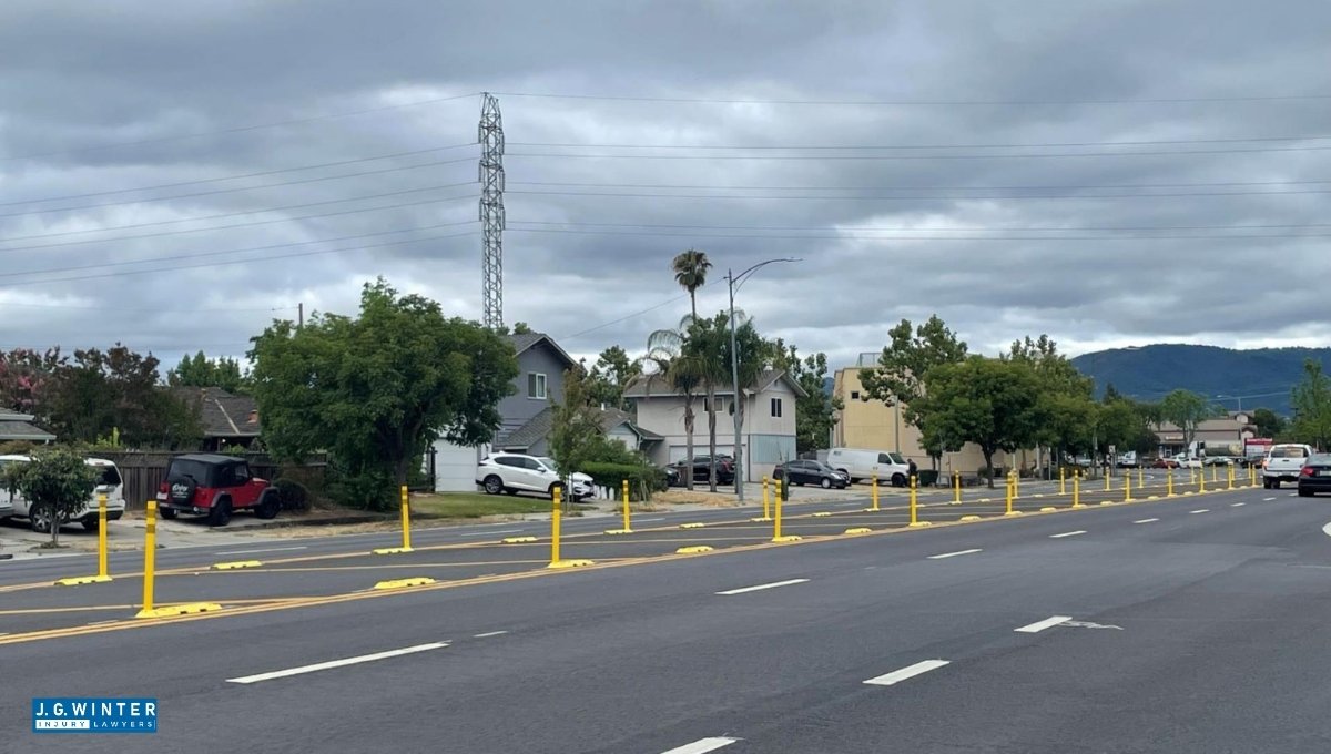 Sacramento, CA - Multi-Vehicle Crash on Hillsdale Blvd