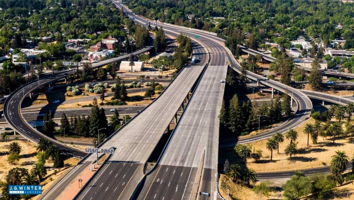 Sacramento, CA - Two-Vehicle Crash Involving Acura, Toyota Reported on SR-99