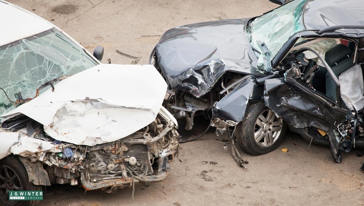 Citrus Heights, CA - One Injured in Crash on Greenback Ln