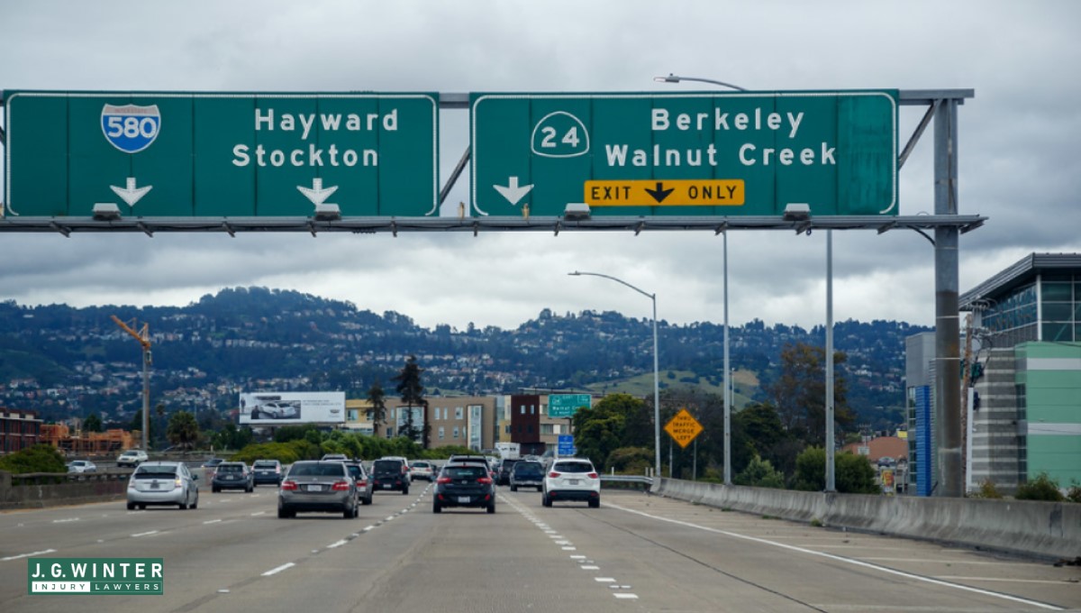 Hayward, CA - One Injured in Two-Vehicle Crash on I-580