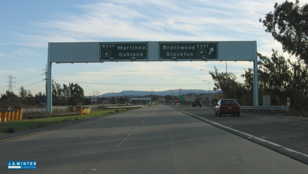 Isleton, CA - One Injured in Motorcycle-Van Collision on Highway 160
