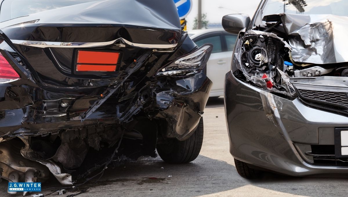 Fremont, CA - Lexus and Honda Involved in Multi-Vehicle Crash on I-680 South