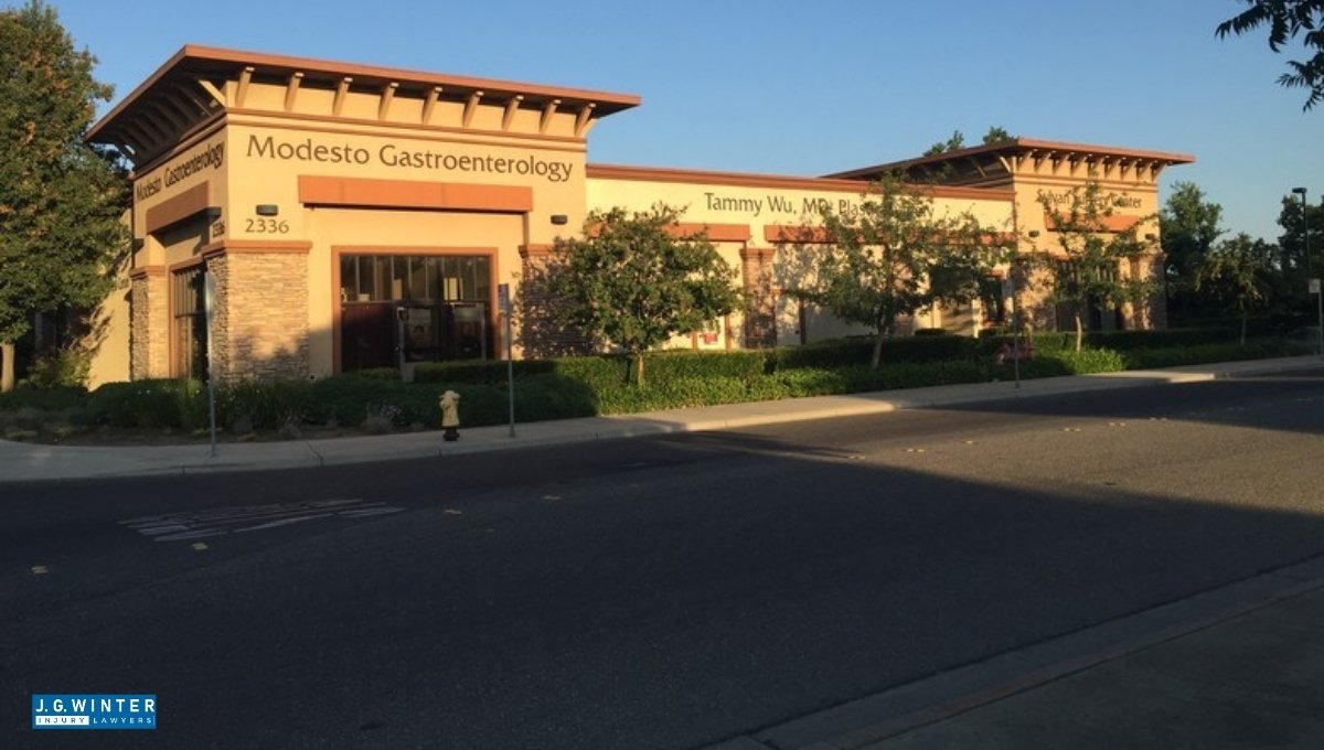 Modesto, CA - Motorcyclist Injured in Crash at Sylvan Ave & Northampton Ln