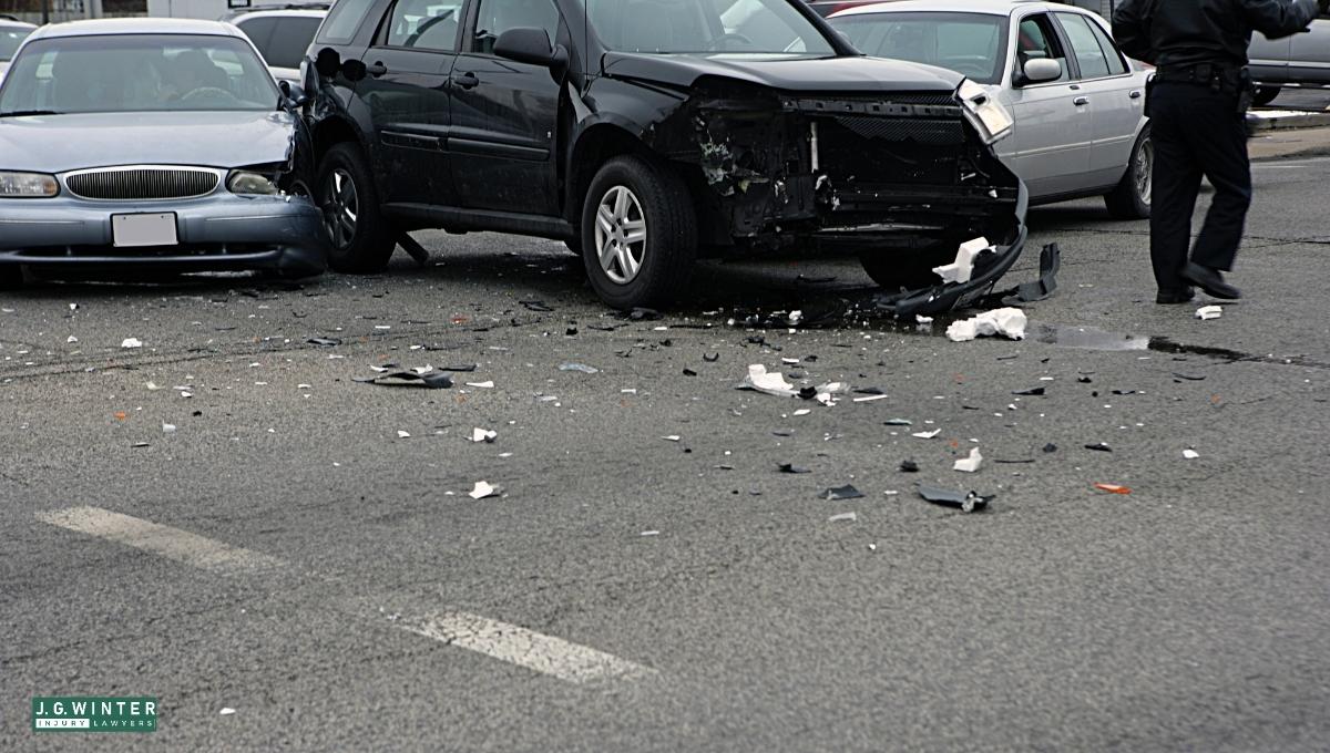 Modesto, CA - One Injured in Multi-Vehicle Crash on Hwy 99