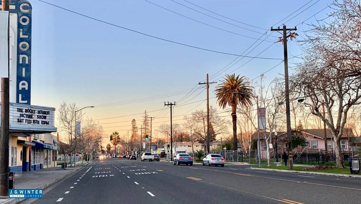 Sacramento, CA - Injuries Reported on Multi-Vehicle Accident on Stockton Blvd