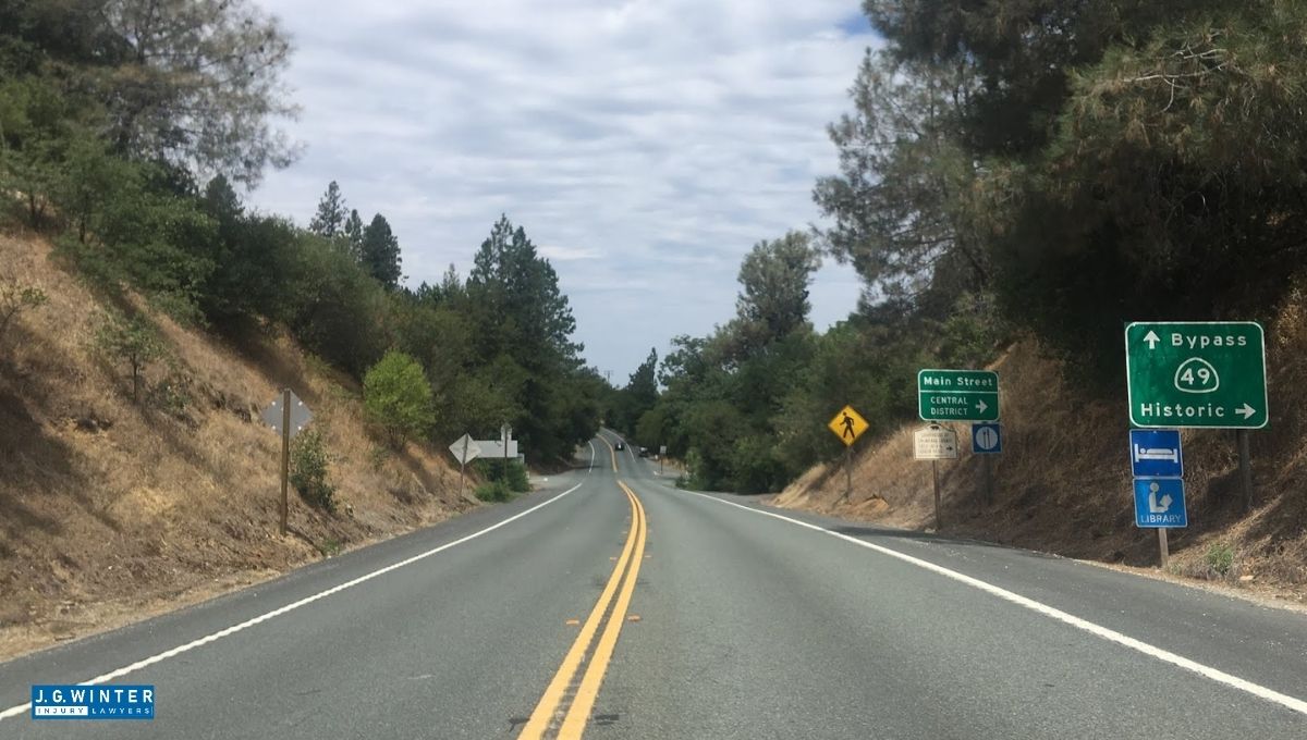 Valley Springs, CA - One Killed, Three Injured in Head-On Crash on Hwy 26
