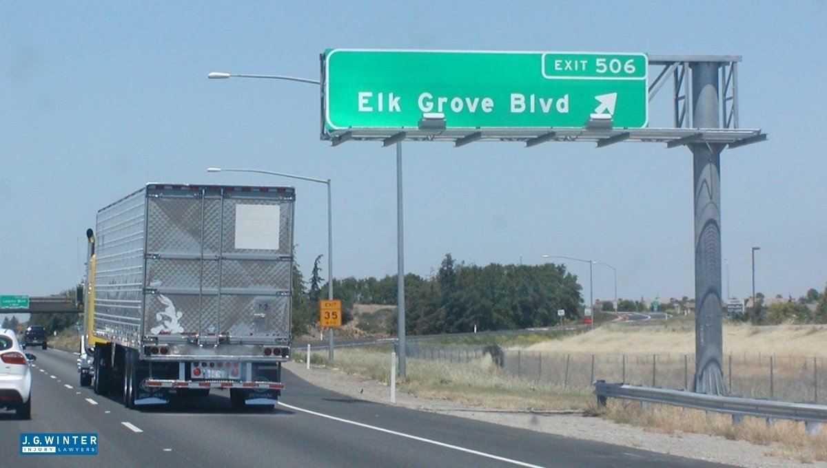 Elk Grove, CA - Pedestrian Killed by Car on I-5 Near Elk Grove Blvd