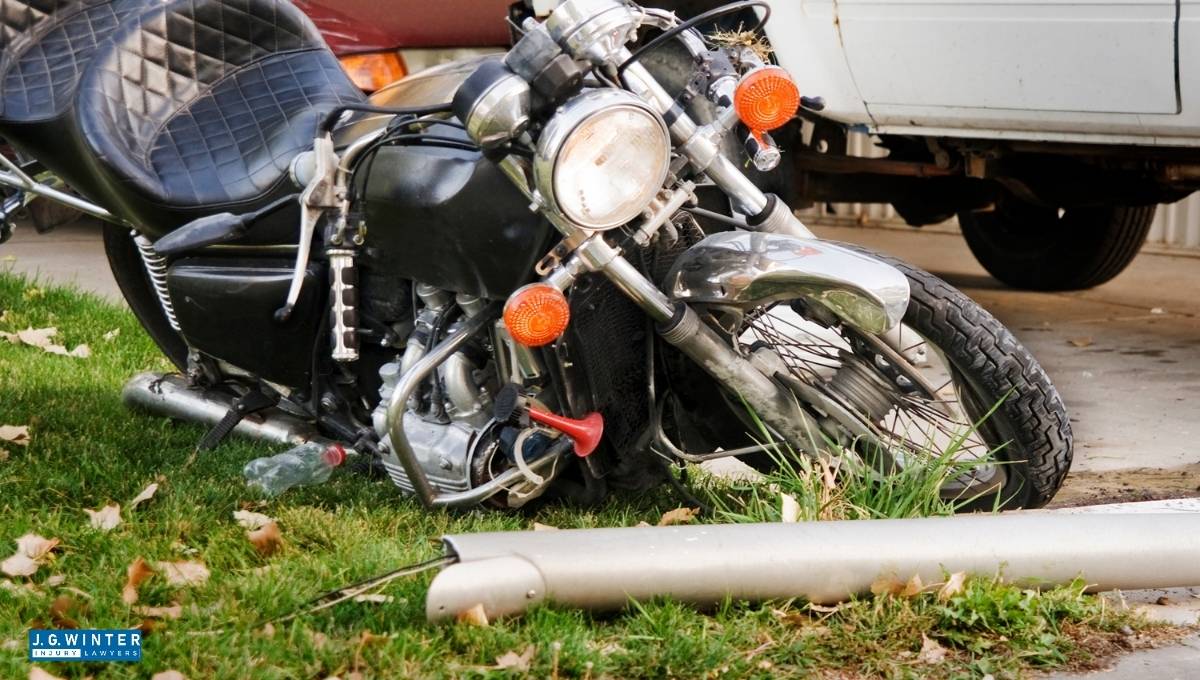 Rocklin, CA - Motorcyclist Seriously Injured in Crash at Nichols Dr and Cincinnati Ave