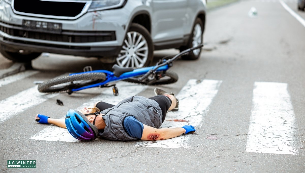 Sacramento, CA - Bicyclist Injured in Crash at Land Park Dr & Broadway