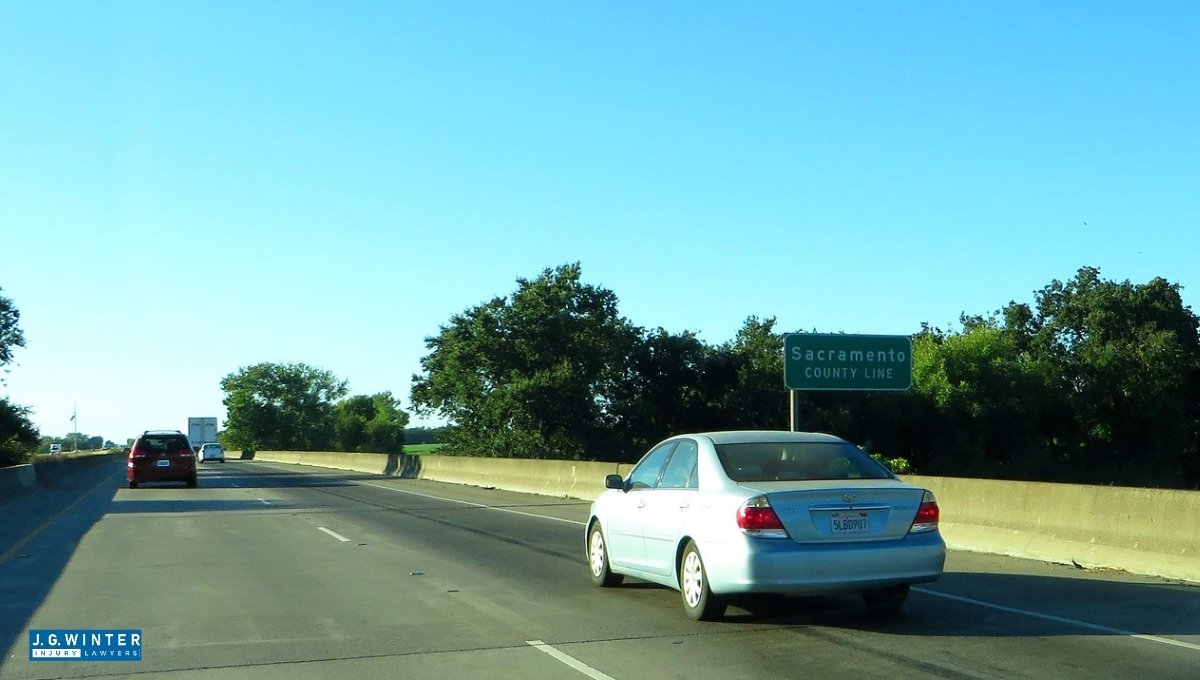 Sacramento County - 15-Year-Old DUI Suspect Crashes, Injures Four