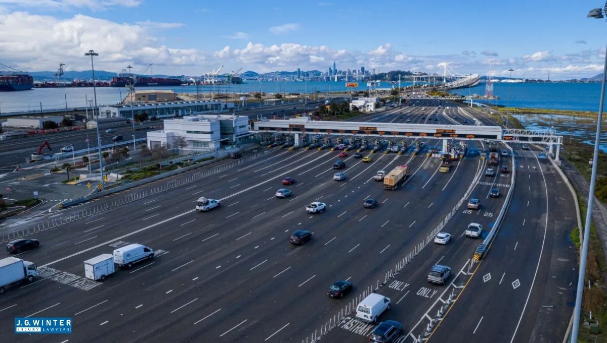 Oakland, CA - One Injured in Three-Vehicle Crash at I-80 Bay Bridge Toll Plaza