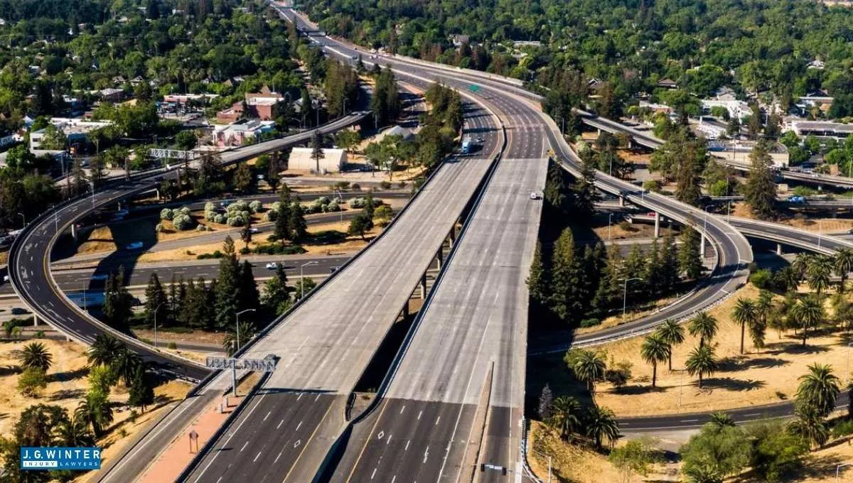 Sacramento, CA - Two-Vehicle Crash Involving Acura, Toyota Reported on SR-99