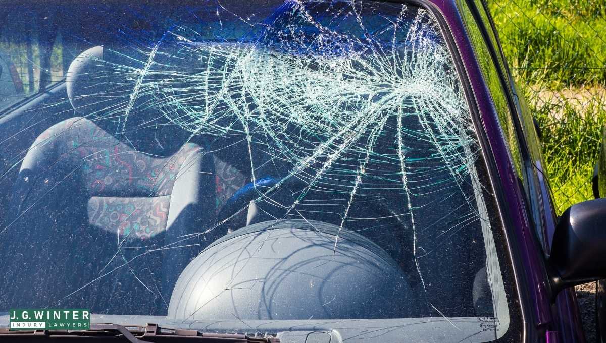 Sacramento, CA - Minor Injuries Reported in Car Crash on I-80 Near Madison Ave