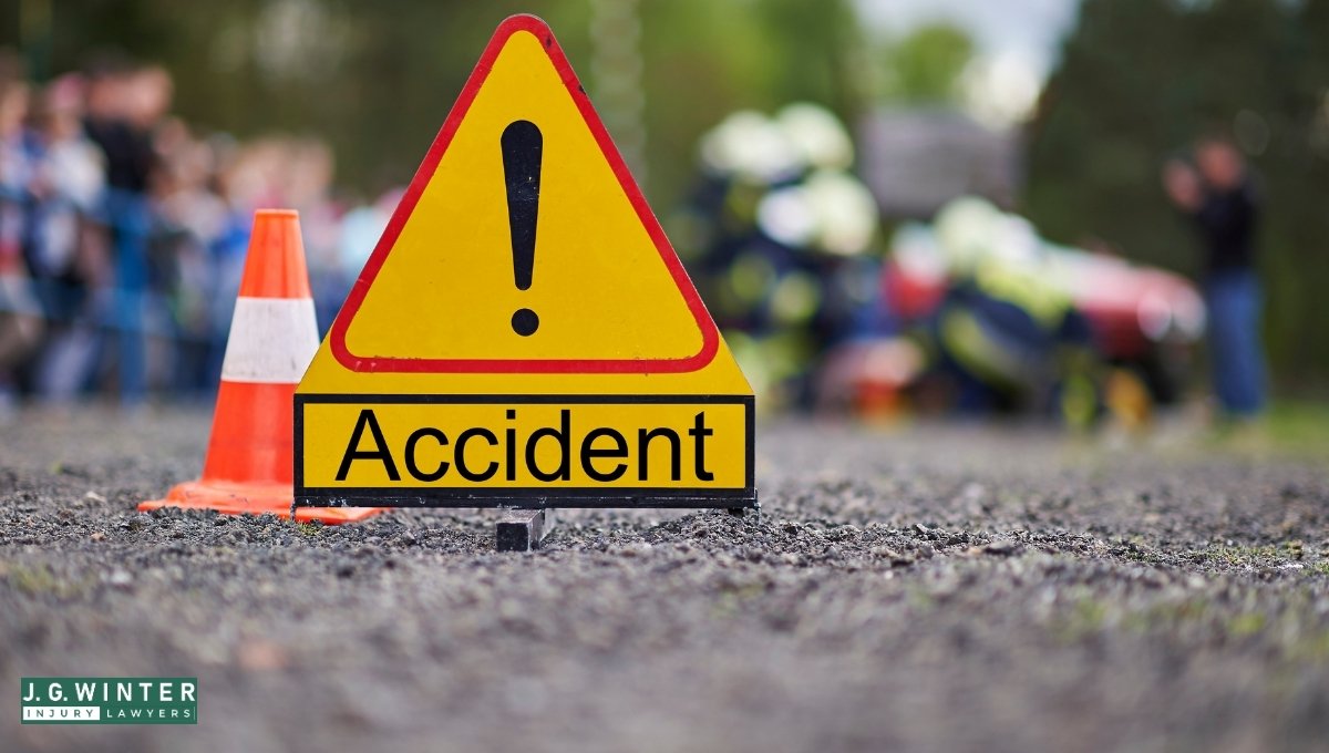 Trinidad, CA - Injury Collision Involving Kia and Dodge Ram Van on U.S. 101