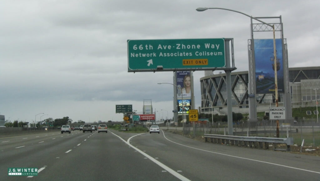 Oakland, CA - One Injured in Crash on I-880 at 66th Avenue