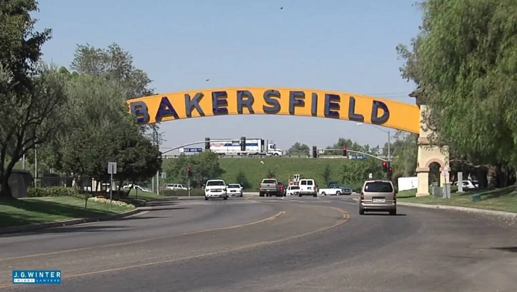 Bakersfield, CA - One Injured in Rollover Crash Involving Honda on Hwy 99