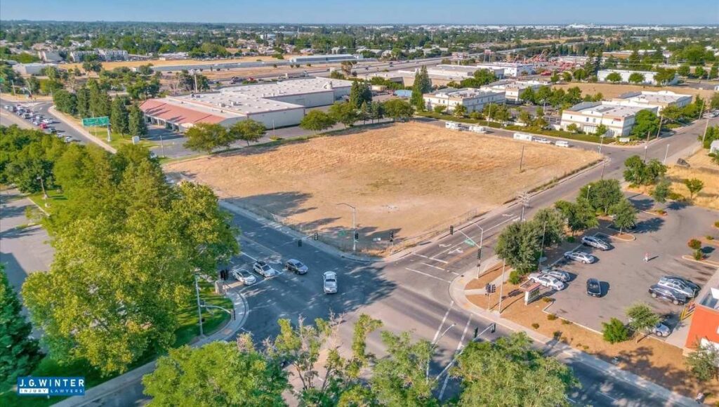 Sacramento, CA - Pedestrian Critically Injured in Crash on Norwood Ave