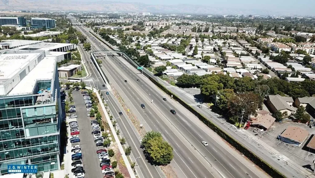 San Jose, CA - One Injured in Two-Vehicle Crash on SR-237