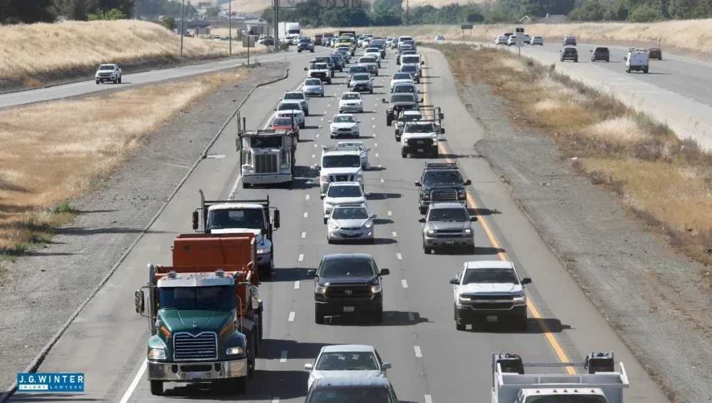 San Jose, CA - Toyota Truck and Ford Fusion Involved in Crash on US-101