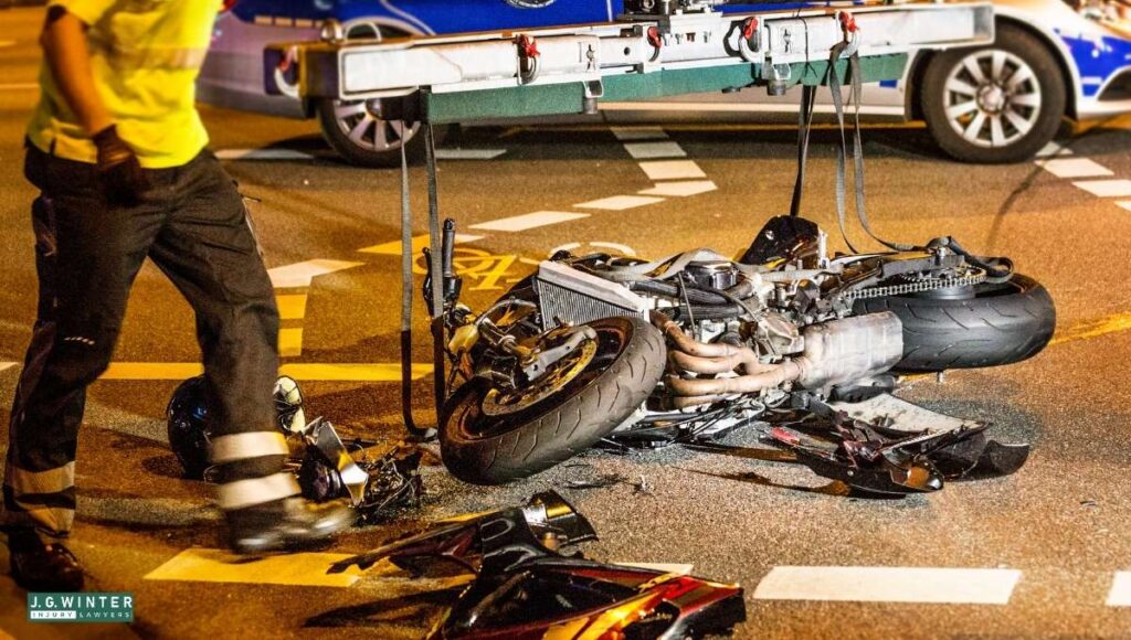 Santa Rosa, CA - Motorcyclist Injured on US-101 at Petaluma Blvd