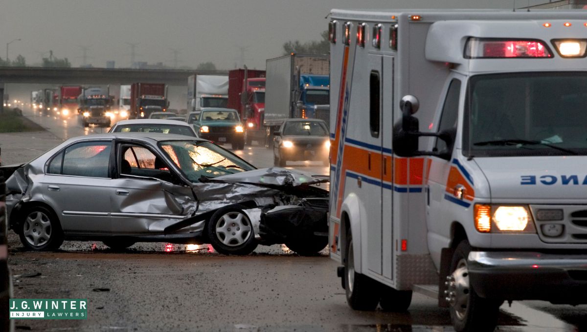 Hollister, CA - Two Injured in Six-Vehicle Crash on Highway 152 Near Pacheco Pass