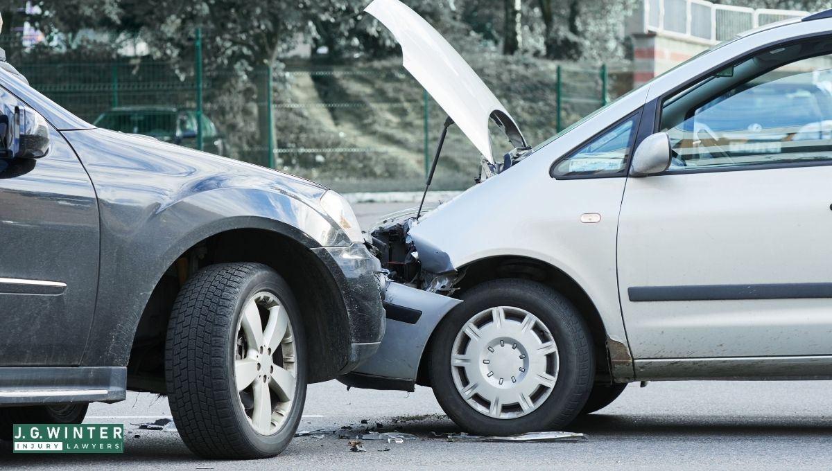 Oakland, CA - At Least One Injured in Two-Vehicle Crash on I-880