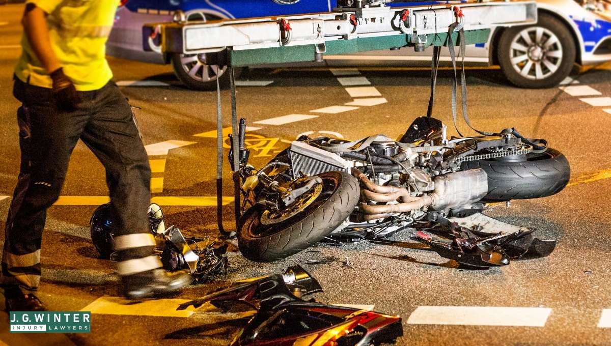 San Francisco, CA - Motorcyclist Injured in Crash on Hwy 101