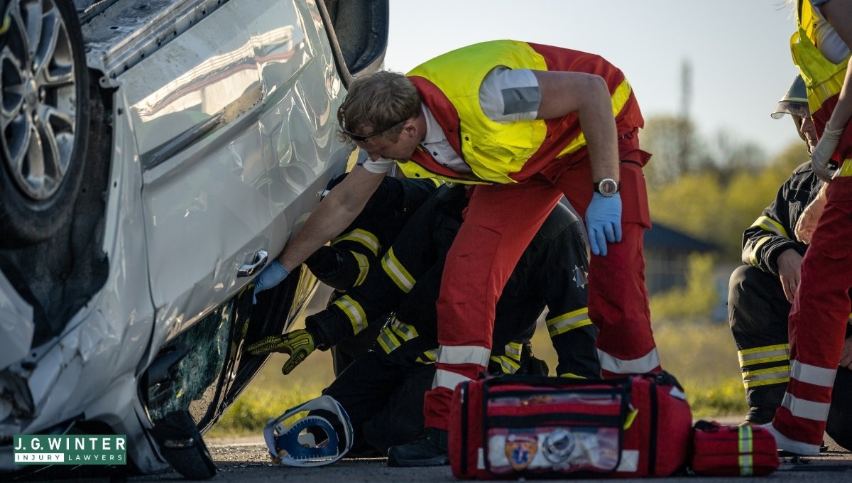 Williams, CA - Two Injured in Rollover Crash on I-5