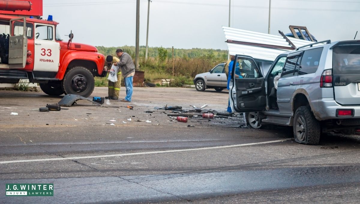 Elk Grove, CA - Minor Injuries Reported in Elk Grove Car Accident at Bradshaw & Calvine Roads