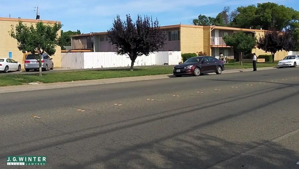Marysville, CA - 2 Dead, 4 Injured in Head-On Toyota Honda Crash