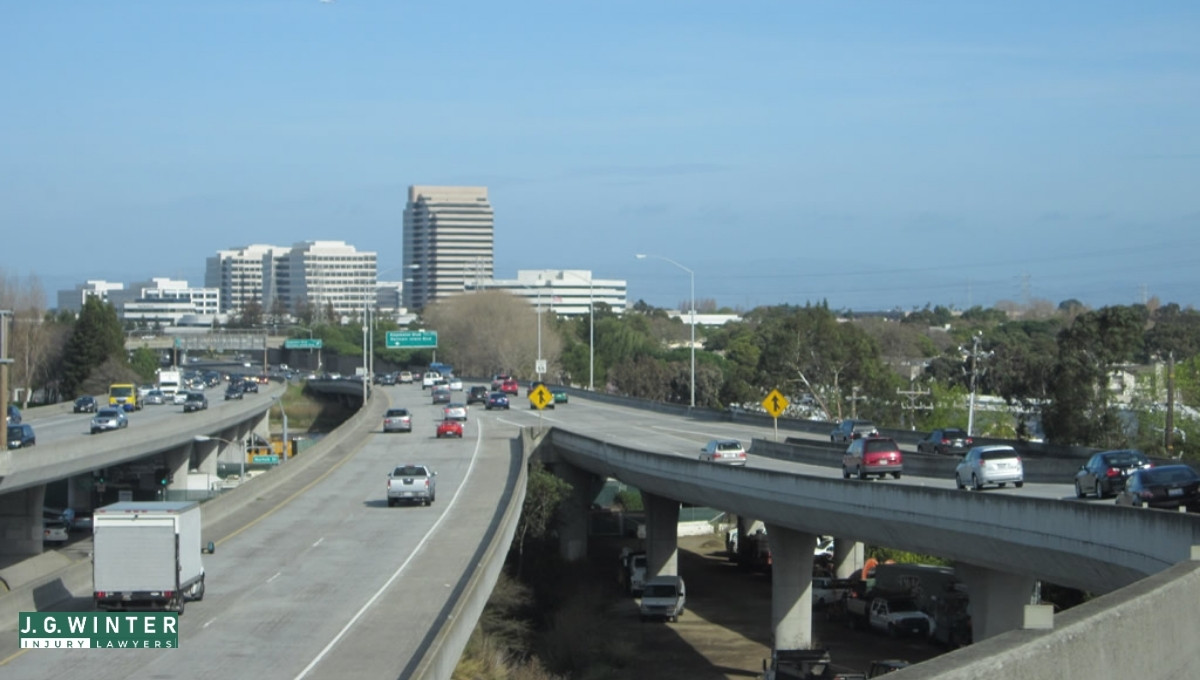 Redwood City, CA - Injuries in Pickup and Sedan Crash on Hwy 92