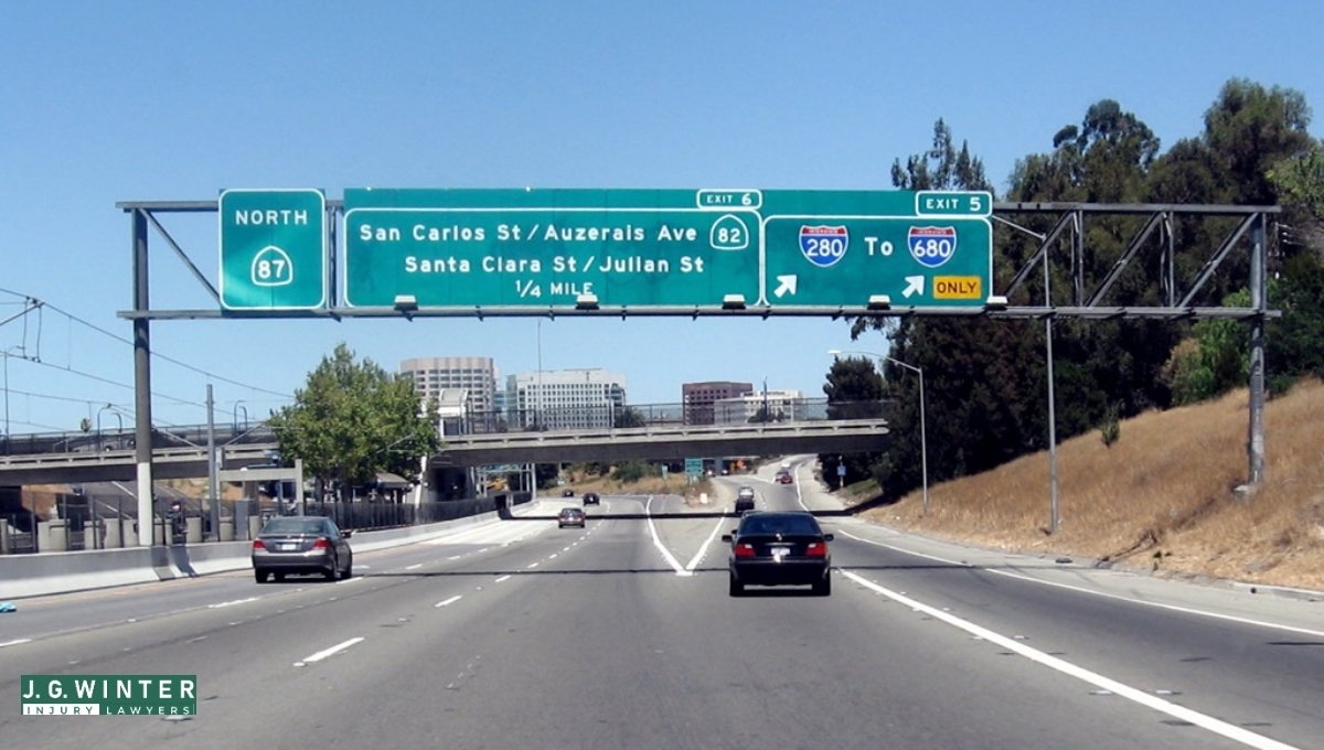 San Jose, CA - Injuries in Multi-Vehicle Crash on SB SR-87 to SB SR-85 Connector