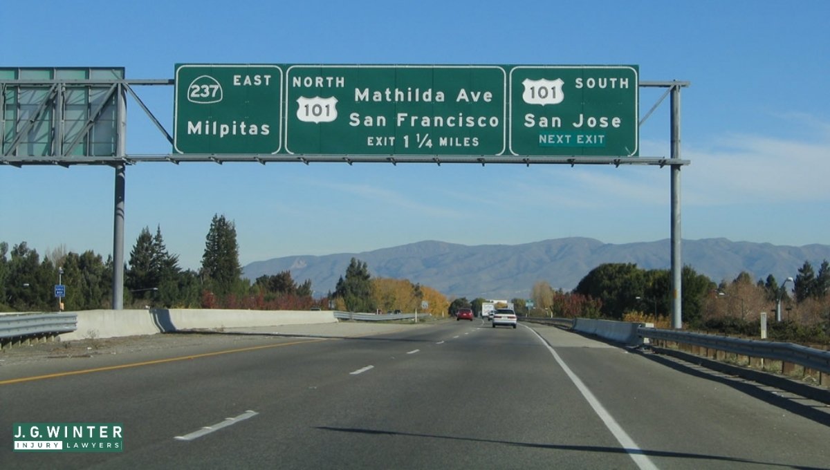 San Jose, CA - Major Injuries in Multi-Vehicle Crash on SR-237