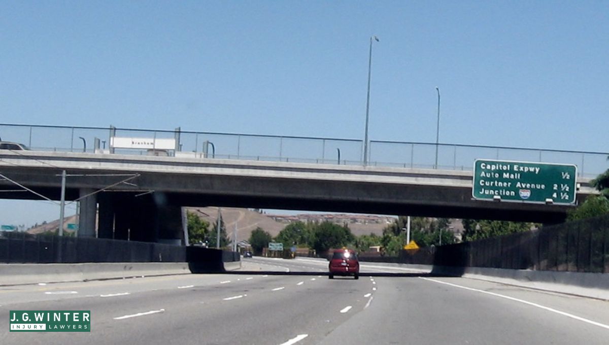 San Jose, CA - One Injured in Two-Vehicle Crash on Hwy 87