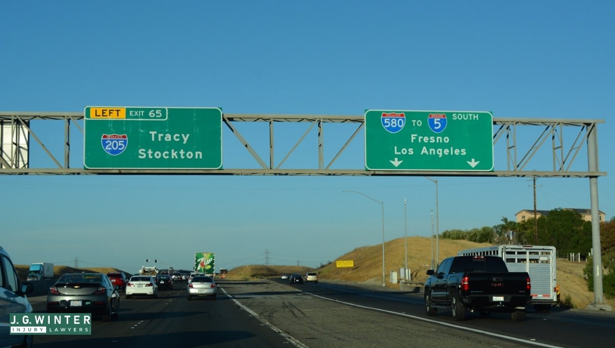 Tracy, CA - Motorcyclist Injured in Crash on I-205 Near I-5