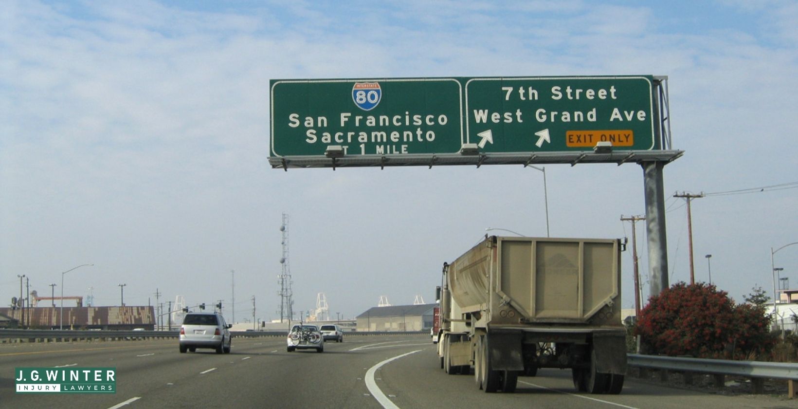 San Jose, CA - SUV and BMW Veer Off the Roadway, Causing Injuries on I-880 North to US-101 South Connector Ramp