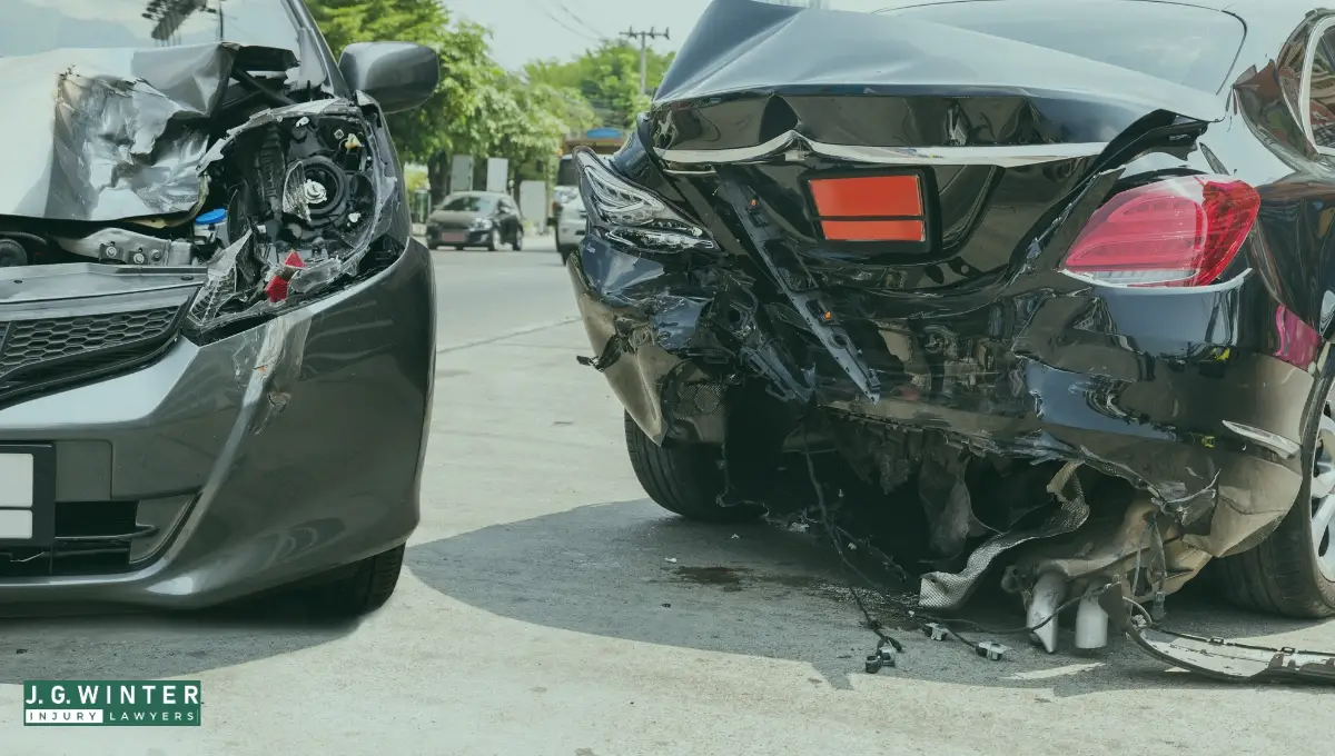Yuba City, CA - Two Car Crash Injures Several on Acacia and Franklin
