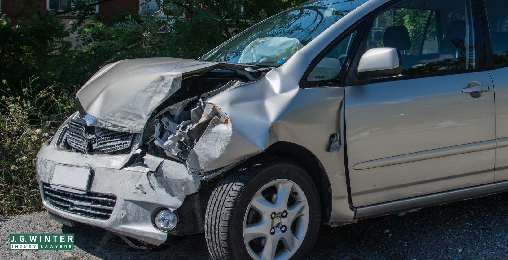 Carmichael, CA - 1Dead, 3 Injured in Solo Vehicle Collision on Dewey Drive Saturday Night