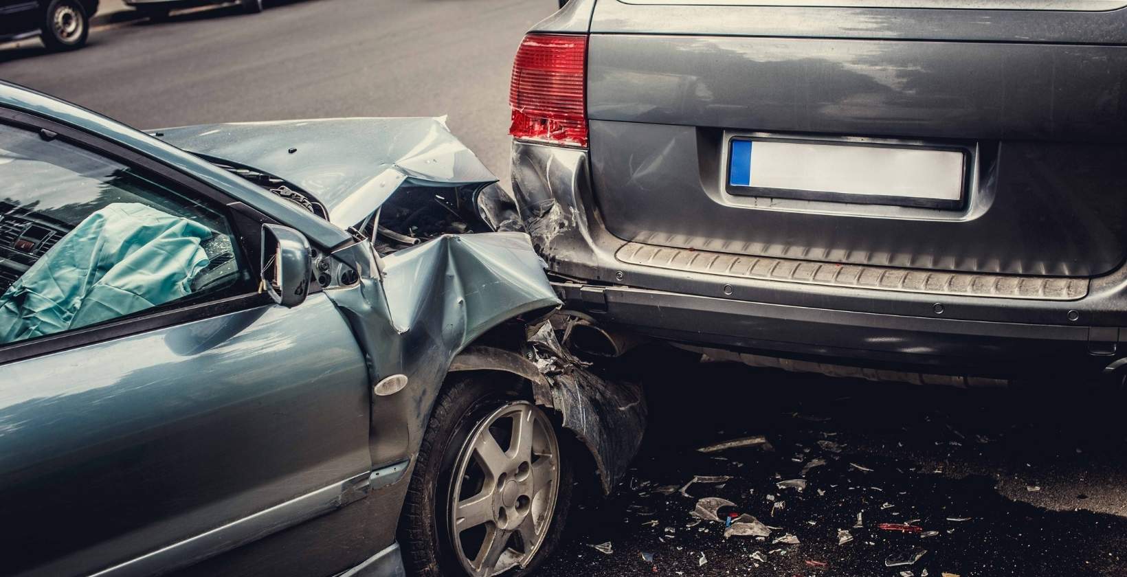 Sacramento, CA – Two Injured in Two-Vehicle Crash on La Riviera Drive and Grand Rio Circle