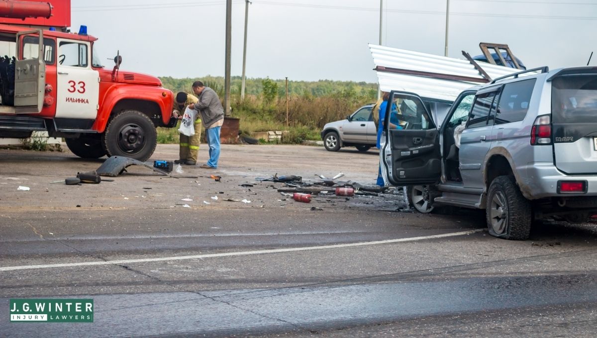 Driver Killed in SUV, Box Truck Crash on Highway 92