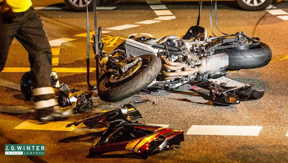 33-Year-Old Motorcyclist Killed